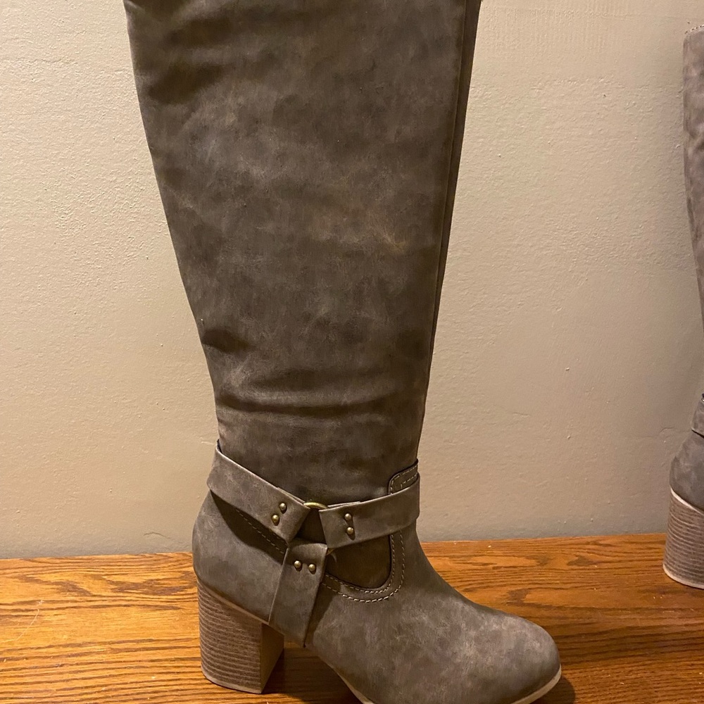 Women’s Dolce by mojo moxy heeled boots